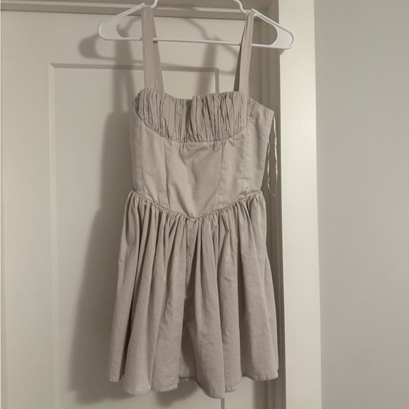 Zara Dresses & Skirts - Stylish Dress in tope